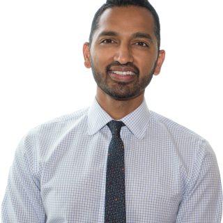 Krishna Mannava，医学博士，FACS